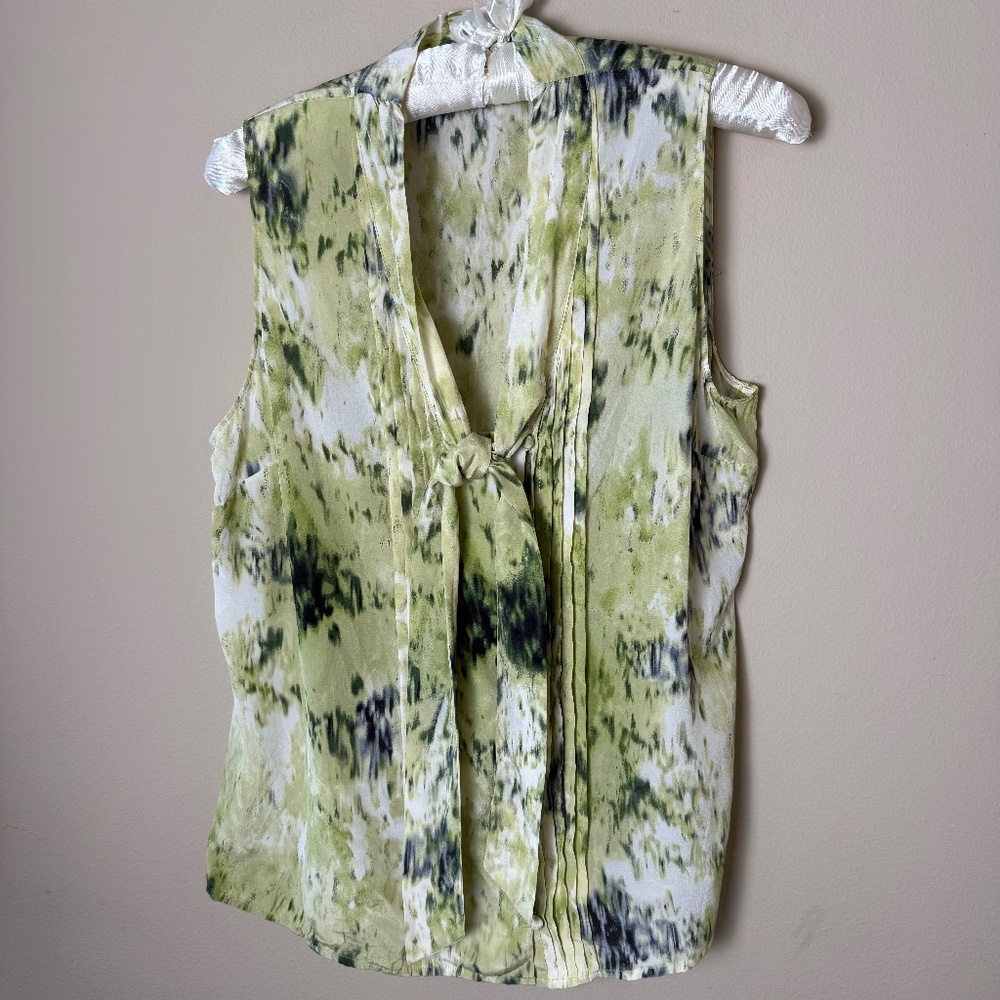Ann Taylor Olive Green and White Tie-Neck Sleeveless Button-Down Blouse